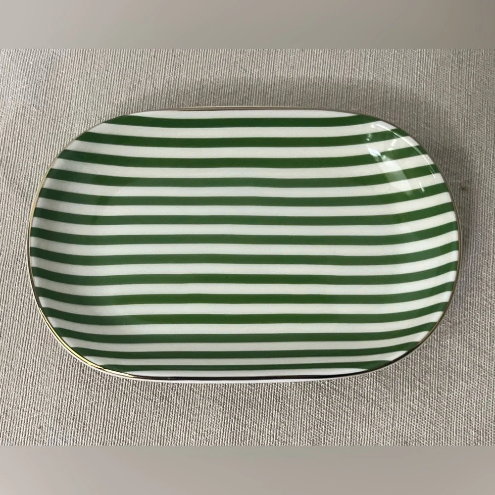 NWT 3 piece nesting tray set Tabitha Brown for target “very good” text